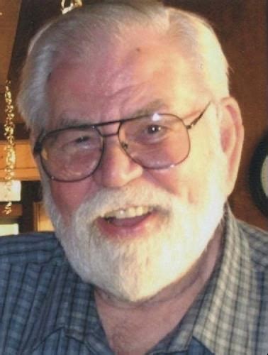 nike hayes accountant|Del Hayes, one of the earliest employees of Blue Ribbon.